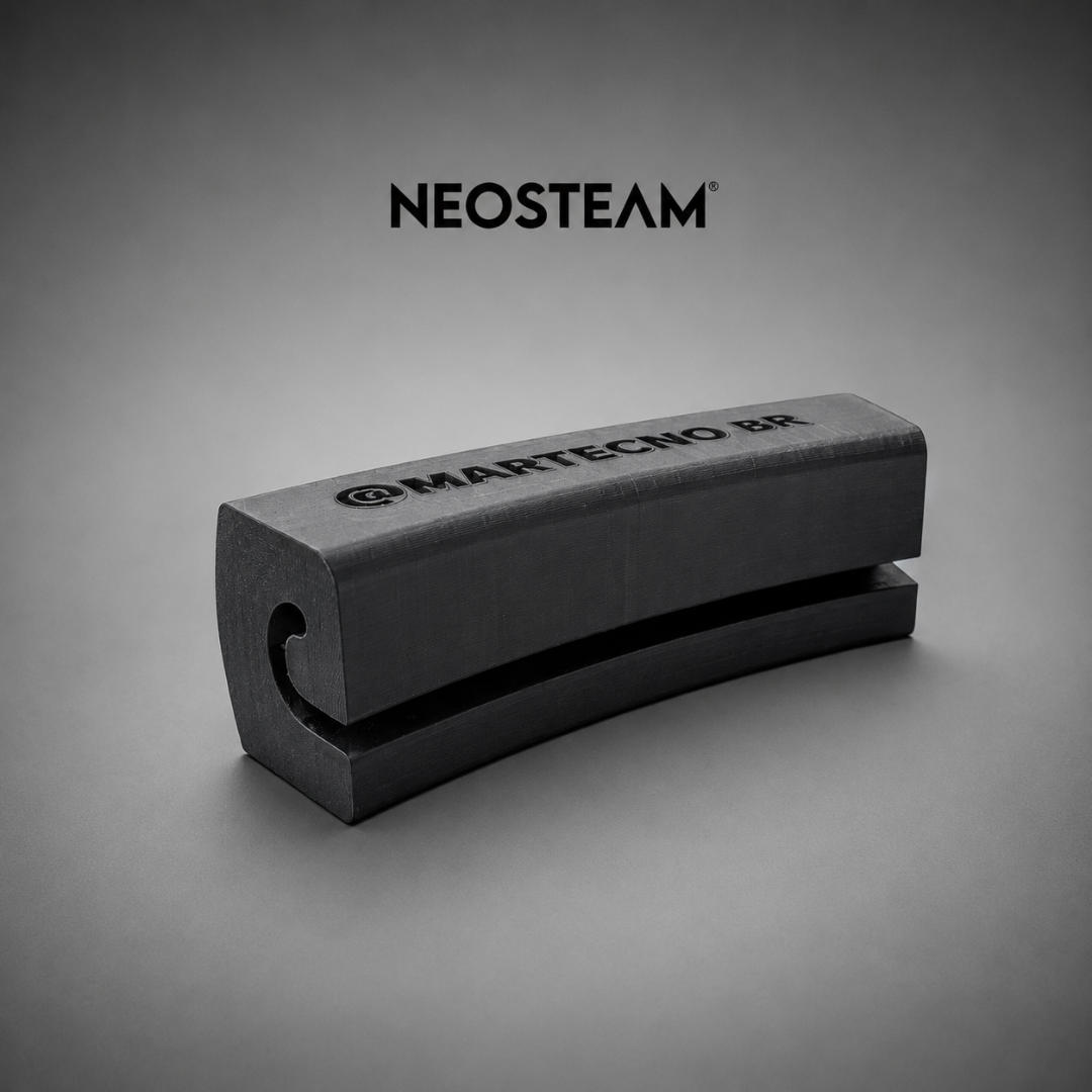 51 - NeoSteam Black, curved handheld tool with a wide top surface and an open slot at the front, placed on a gray studio background; NEOSTEAM branding above.